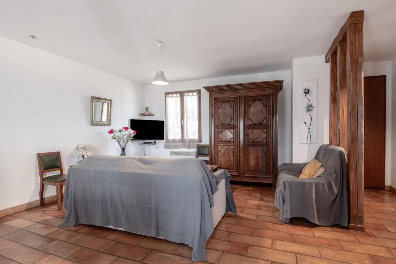 La Genova Villa Joyeuse Luaran gambar